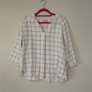 Van Heusen 3/4 sleeve v-neck plaid blouse